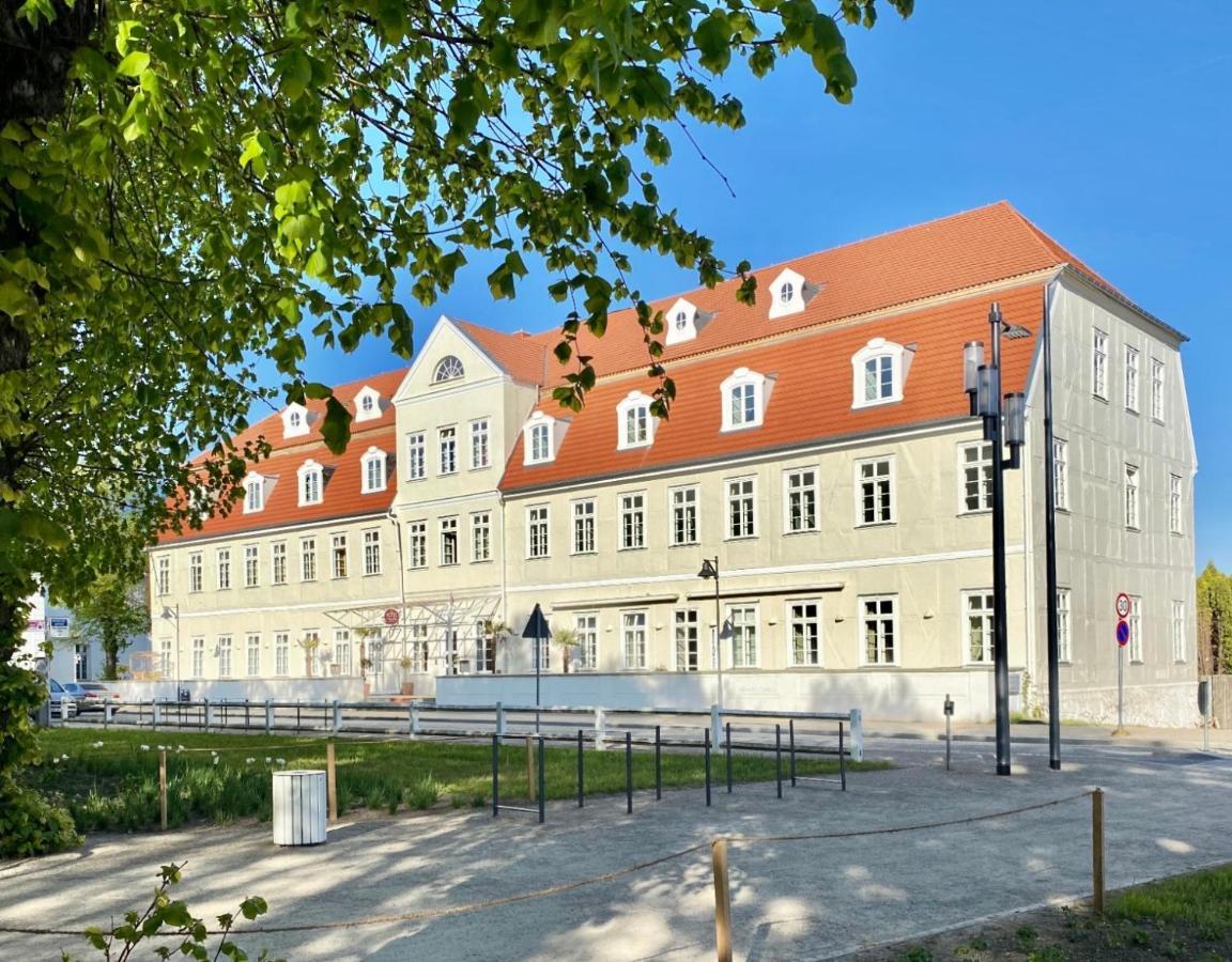 Hotel Friedrich Franz Palais à Bad Doberan Extérieur photo