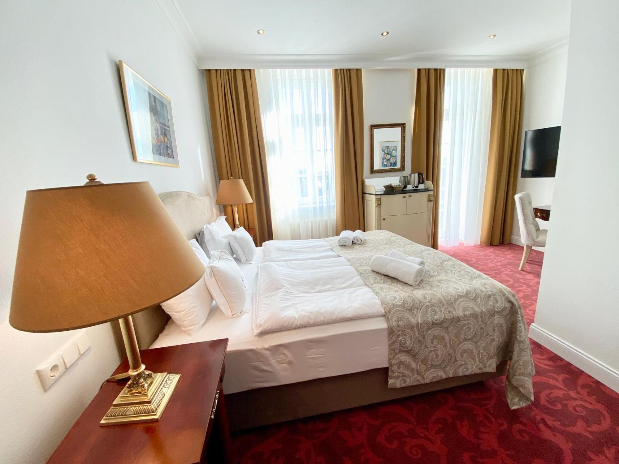 Hotel Friedrich Franz Palais à Bad Doberan Extérieur photo