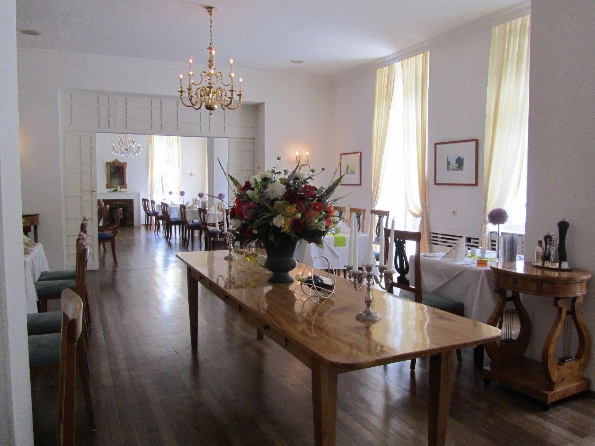 Hotel Friedrich Franz Palais à Bad Doberan Extérieur photo
